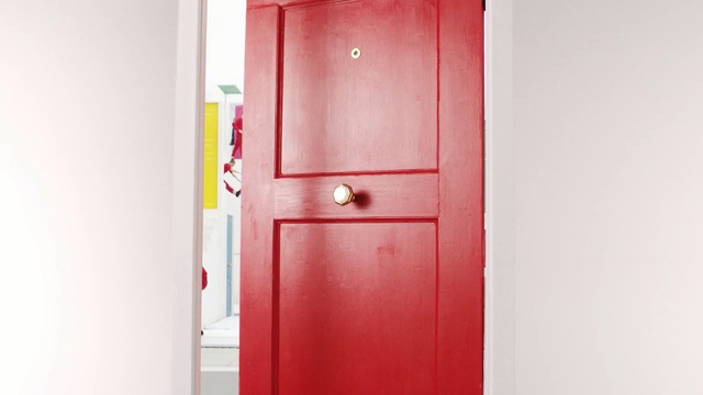 Video Reference: door, product