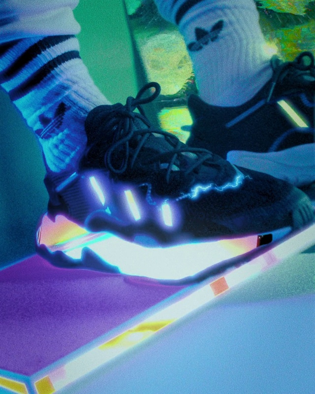 Video Reference: Blue, Footwear, Shoe, Athletic shoe, Recreation, Snow, Ankle, Sneakers