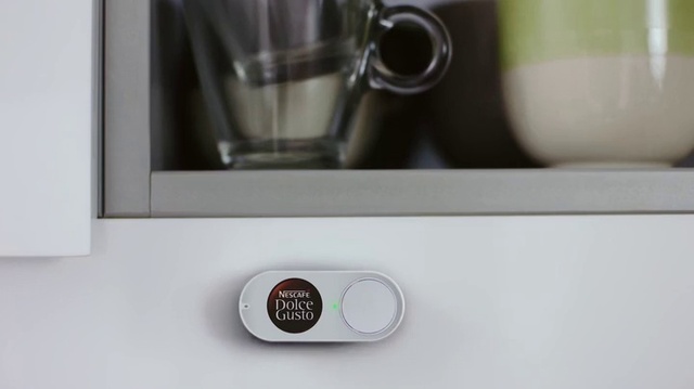 Video Reference: Sink, Tap, Small appliance, Plumbing fixture, Room, Home appliance