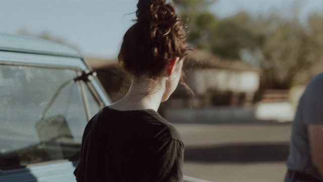 Video Reference: Hair, Shoulder, Hairstyle, Beauty, Long hair, Back, Joint, Photography, Human, Brown hair
