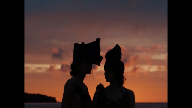Video Reference: sky, silhouette, cloud, sunrise, sunset, evening, morning, dawn, dusk, meteorological phenomenon, Person