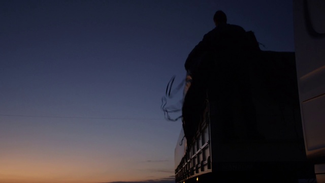 Video Reference: Sky, Black, Blue, Darkness, Dusk, Night, Horizon, Backlighting, Silhouette, Evening