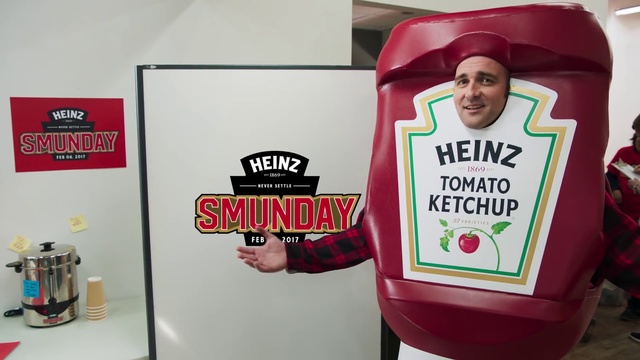 Video Reference: Ketchup, Vegetarian food, T-shirt, Person