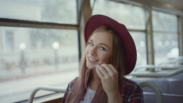 Video Reference: human hair color, girl, beauty, long hair, portrait photography, portrait, brown hair