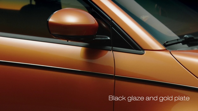 Video Reference: Land vehicle, Car, Vehicle door, Vehicle, Automotive design, Automotive exterior, Personal luxury car, Auto part, Sport utility vehicle, Minivan