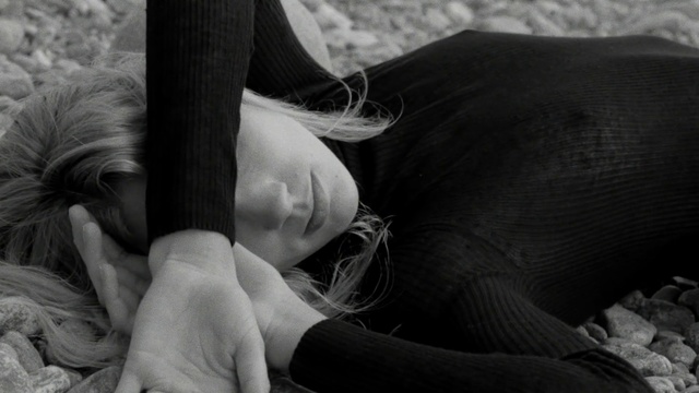 Video Reference: Black-and-white, Beauty, Monochrome photography, Leg, Photography, Arm, Hand, Monochrome, Style, Black hair