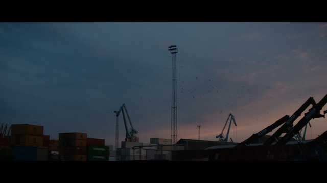 Video Reference: Sky, Cloud, Urban area, Atmosphere, Morning, Evening, Darkness, Dusk, Screenshot, City