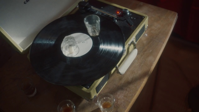 Video Reference: Electronics, Gramophone record, Technology, Electronic device, Record player