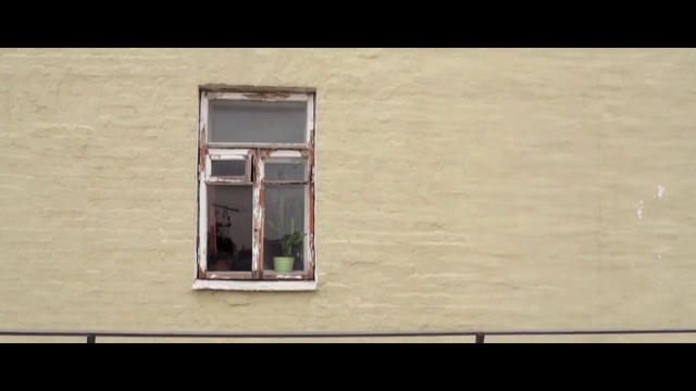 Video Reference: Wall, Window, Material property, Architecture, Brick, Wood, Facade, House, Rectangle