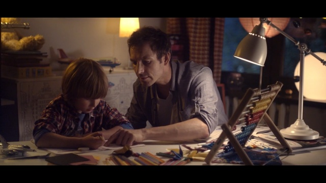 Video Reference: Fun, Snapshot, Conversation, Interaction, Music, Human, Sitting, Arm, Human body, Photography, Person