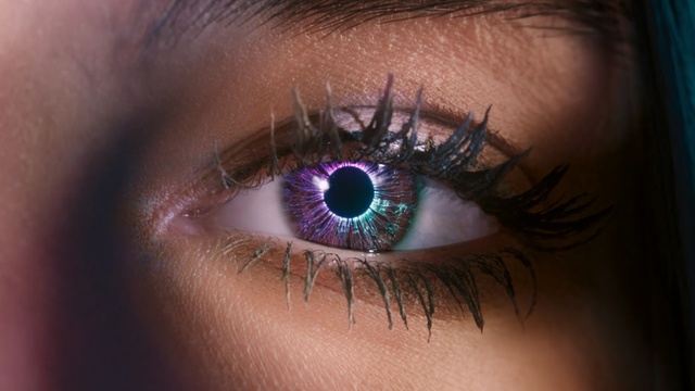 Video Reference: Eyelash, Eye, Eyebrow, Iris, Blue, Violet, Close-up, Purple, Organ, Eyelash extensions, Person