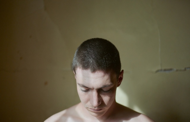 Video Reference: Hair, Face, Forehead, Head, Hairstyle, Skin, Eyebrow, Chin, Shoulder, Nose, Person