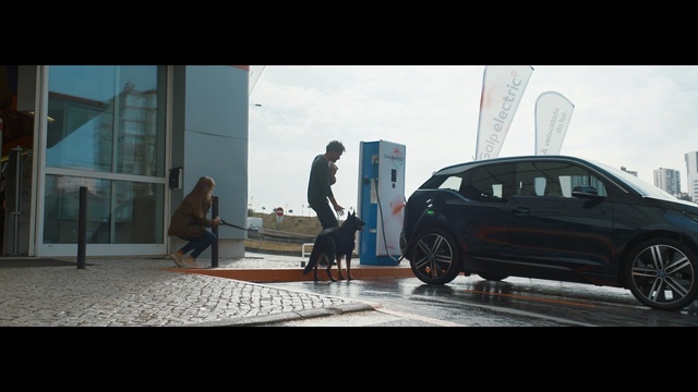 Video Reference: Land vehicle, Car, Vehicle, Automotive design, City car, Hatchback, Vehicle door, Compact car, Mini SUV, Subcompact car