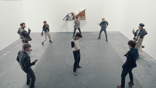 Video Reference: Art, Visual arts, Event, Performance art, Art gallery, Person