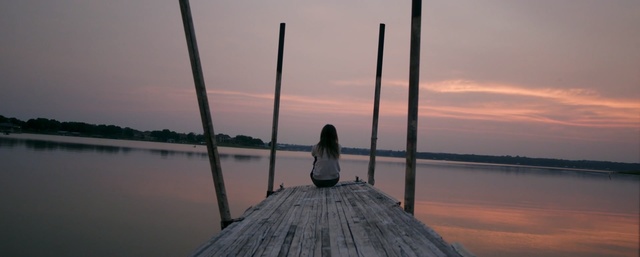 Video Reference: water, reflection, sky, calm, horizon, sunrise, sunset, evening, morning, cloud