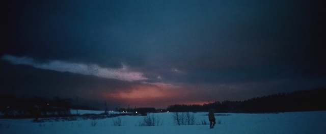 Video Reference: sky, nature, atmosphere, cloud, horizon, dawn, night, evening, dusk, morning, Person