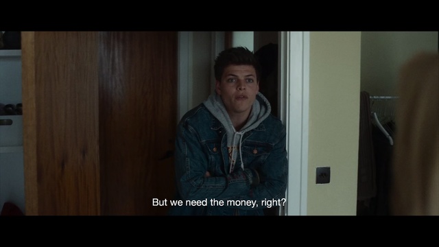 Video Reference: Photograph, Facial expression, Standing, Snapshot, Fun, Photo caption, Screenshot, Shoulder, Human, Photography