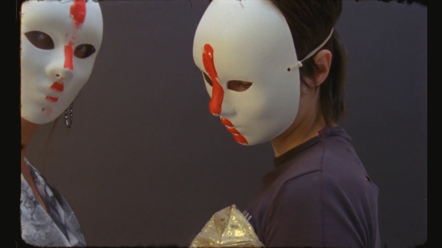 Video Reference: face, head, mask, masque, costume, screenshot