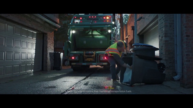 Video Reference: Pc game, Mode of transport, Asphalt, Transport, Vehicle, Screenshot, Technology, Digital compositing, Commercial vehicle, Automotive exterior