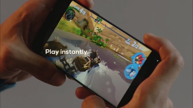 Video Reference: Gadget, Electronic device, Technology, Electronics, Hand, Finger, Playstation vita, Smartphone, Games, Communication Device