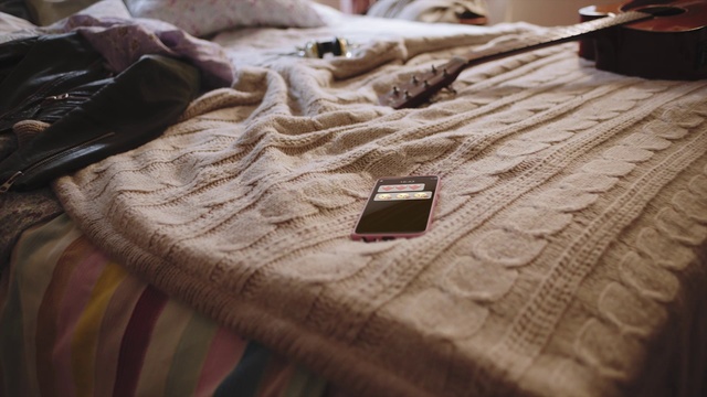 Video Reference: Wood, Textile, Beige, Linens