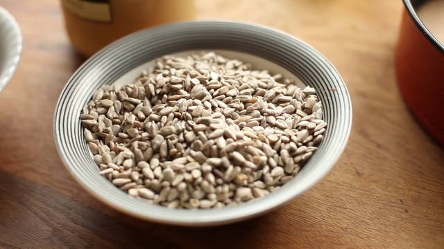 Video Reference: Food, Ingredient, Cuisine, Farro, Vegetarian food, Superfood, Dish, Seed, Cereal, Barley