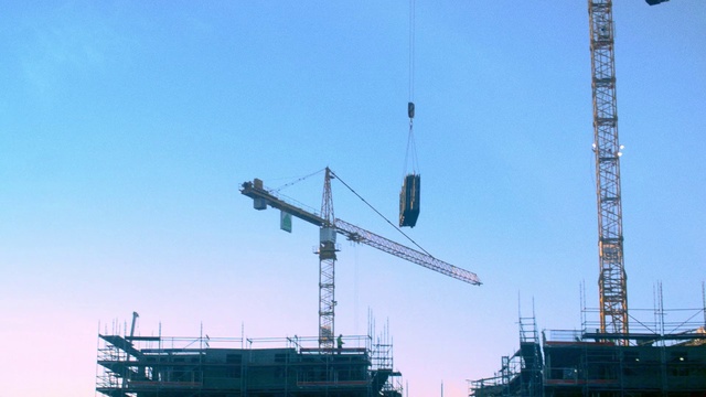 Video Reference: Crane, Construction, Vehicle, Sky, Construction equipment, Tower, Jackup rig, Watercraft