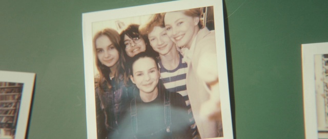 Video Reference: Photograph, Snapshot, Fun, Photography, Room, Selfie, Photographic paper, Art, Family, Smile