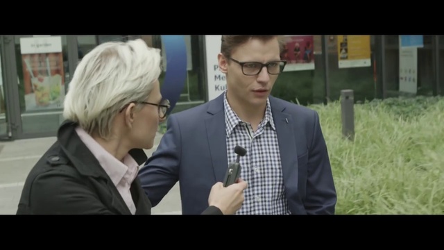 Video Reference: Eyewear, Photograph, People, Suit, Facial expression, Glasses, Social group, Conversation, Lady, Fun