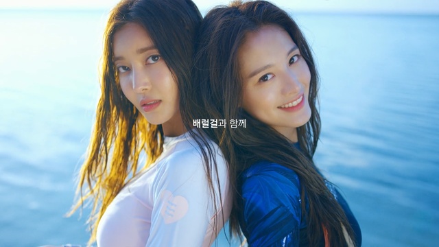 Video Reference: blue, beauty, human hair color, girl, photography, hairstyle, long hair, black hair, fun, photo shoot, Person