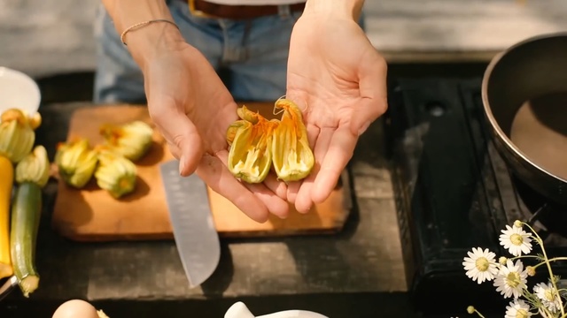 Video Reference: Food, Dish, Cuisine, Ingredient, Recipe, Plant, Flower, Side dish, Cooking