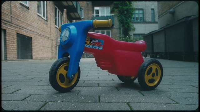 Video Reference: Vehicle, Mode of transport, Motor vehicle, Automotive design, Car, Wheel