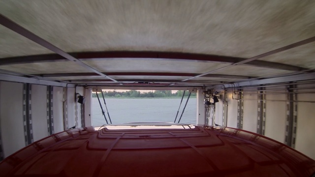 Video Reference: structure, architecture, roof, ceiling, daylighting, automotive exterior, window