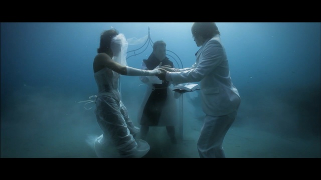 Video Reference: underwater, screenshot, fun, water, darkness, scene, computer wallpaper, girl