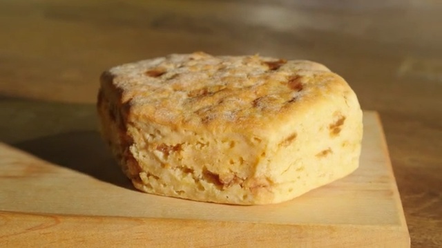 Video Reference: Dish, Food, Cuisine, Ingredient, Dessert, Baked goods, Scone, Produce, Recipe, Breakfast, Person