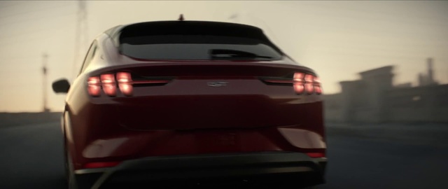 Video Reference: Land vehicle, Vehicle, Car, Automotive design, Personal luxury car, Performance car, Automotive lighting, Mid-size car, Sedan, Automotive exterior