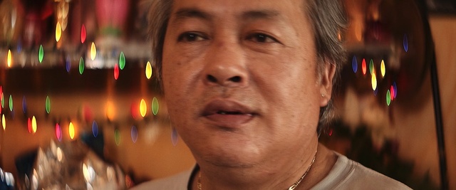 Video Reference: organ, human, girl, smile, fun, bar