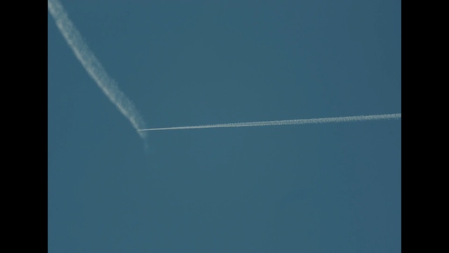 Video Reference: sky, blue, atmosphere, daytime, text, azure, light, air travel, line, cloud