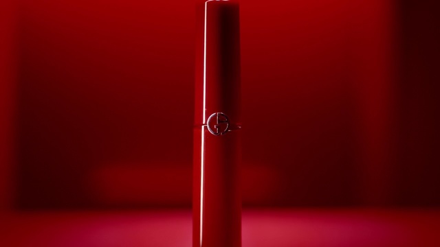 Video Reference: Red, Material property, Still life photography