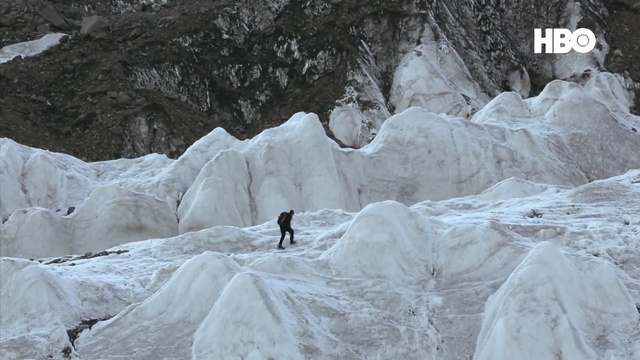 Video Reference: Snow, Freezing, Ice, Geological phenomenon, Winter, Glacial landform, Glacier, Rock, Adventure, Recreation, Person