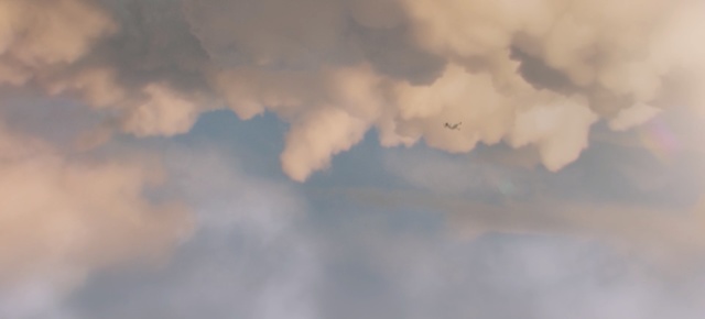 Video Reference: sky, cloud, atmosphere, daytime, cumulus, smoke, meteorological phenomenon, geological phenomenon, sunlight, air travel