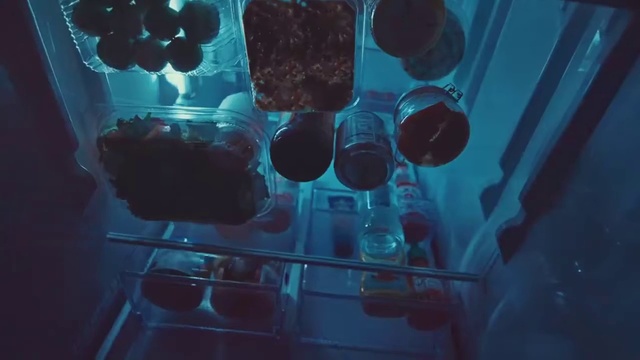 Video Reference: Water, Tableware, Liquid, Drinkware, Azure, Blue, Fluid, Automotive lighting, Aqua, Gas