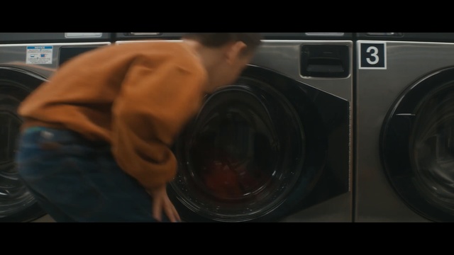 Video Reference: Major appliance, Washing machine, Home appliance, Digital camera, Camera, Cameras & optics, Photography, Clothes dryer, Muscle, Laundry