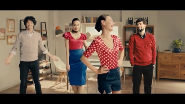 Video Reference: Social group, People, Facial expression, Shoulder, Youth, Fun, Standing, Joint, Fashion, Event, Person