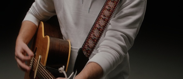 Video Reference: Musical instrument, String instrument, Music, Hand, String instrument, Plucked string instruments, Folk instrument