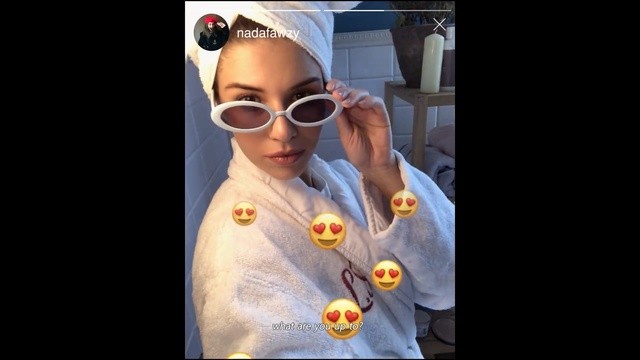 Video Reference: Eyewear, Sunglasses, Cool, Glasses, Selfie, Yellow, Vision care, Lip, Photography, aviator sunglass, Person