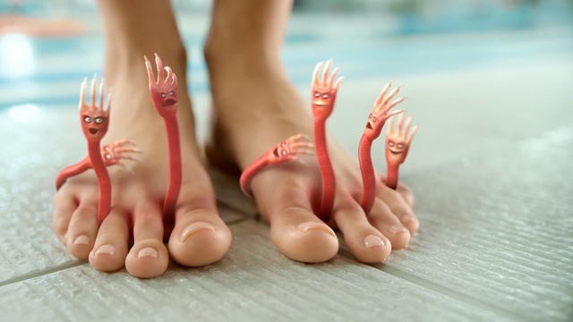 Video Reference: Nail, Toe, Skin, Finger, Foot, Leg, Hand, Joint, Barefoot, Human leg, Person