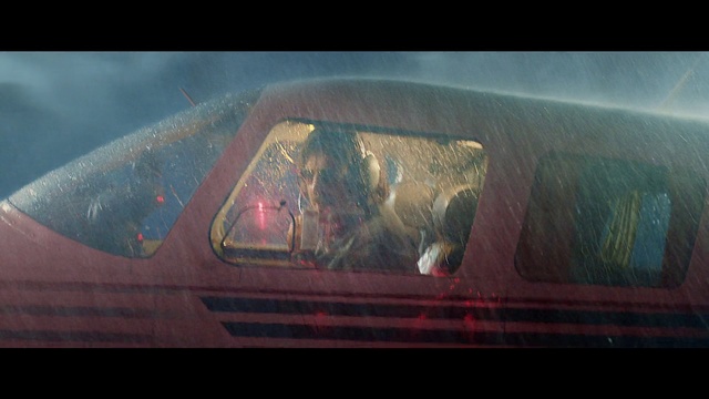 Video Reference: Vehicle door, Mode of transport, Automotive lighting, Vehicle, Automotive exterior, Auto part, Automotive window part, Car