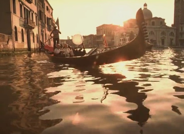 Video Reference: Gondola, Waterway, Boat, Water, Canal, Water transportation, Vehicle, Reflection, Morning, Mode of transport