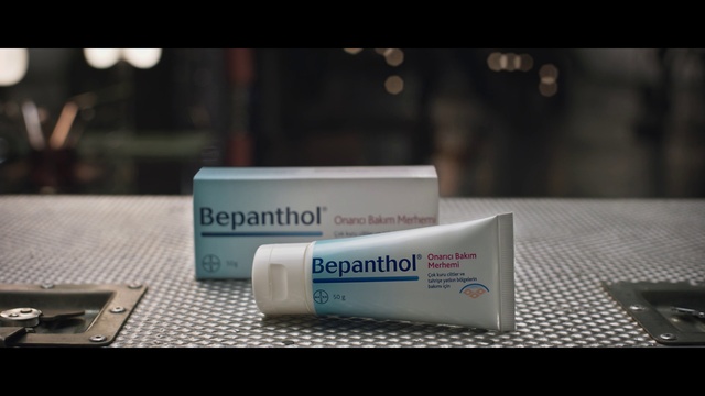 Video Reference: Product, Cream, Material property, Font, Skin care